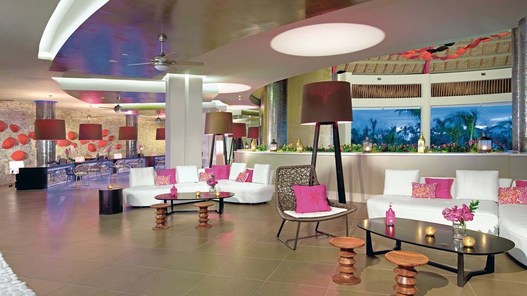 Lounge im Breathless Punta Cana Resort & Spa