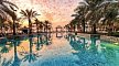 Hotel Hilton Ras Al Khaimah Beach Resort, Vereinigte Arabische Emirate, Ras al Khaimah, Bild 14